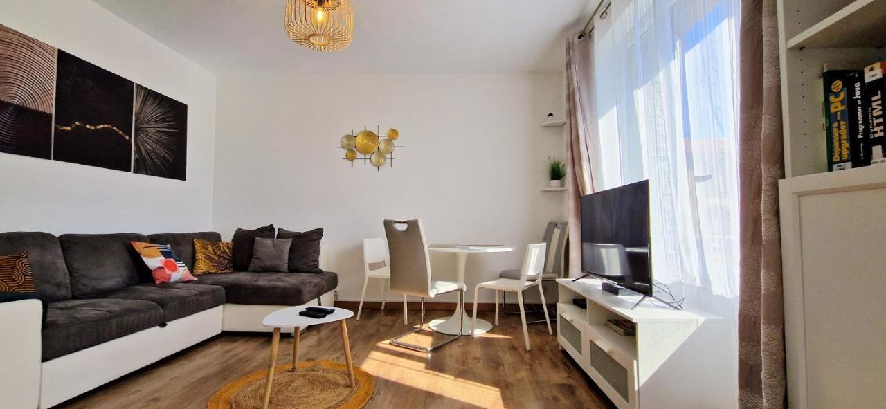 Superbe Appartement Proche De Toutes Commodites. Clermont-Ferrand Eksteriør bilde
